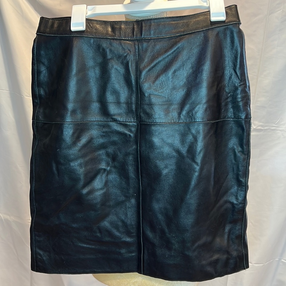 Isaac Mizrahi Leather Mini Skirt size 8